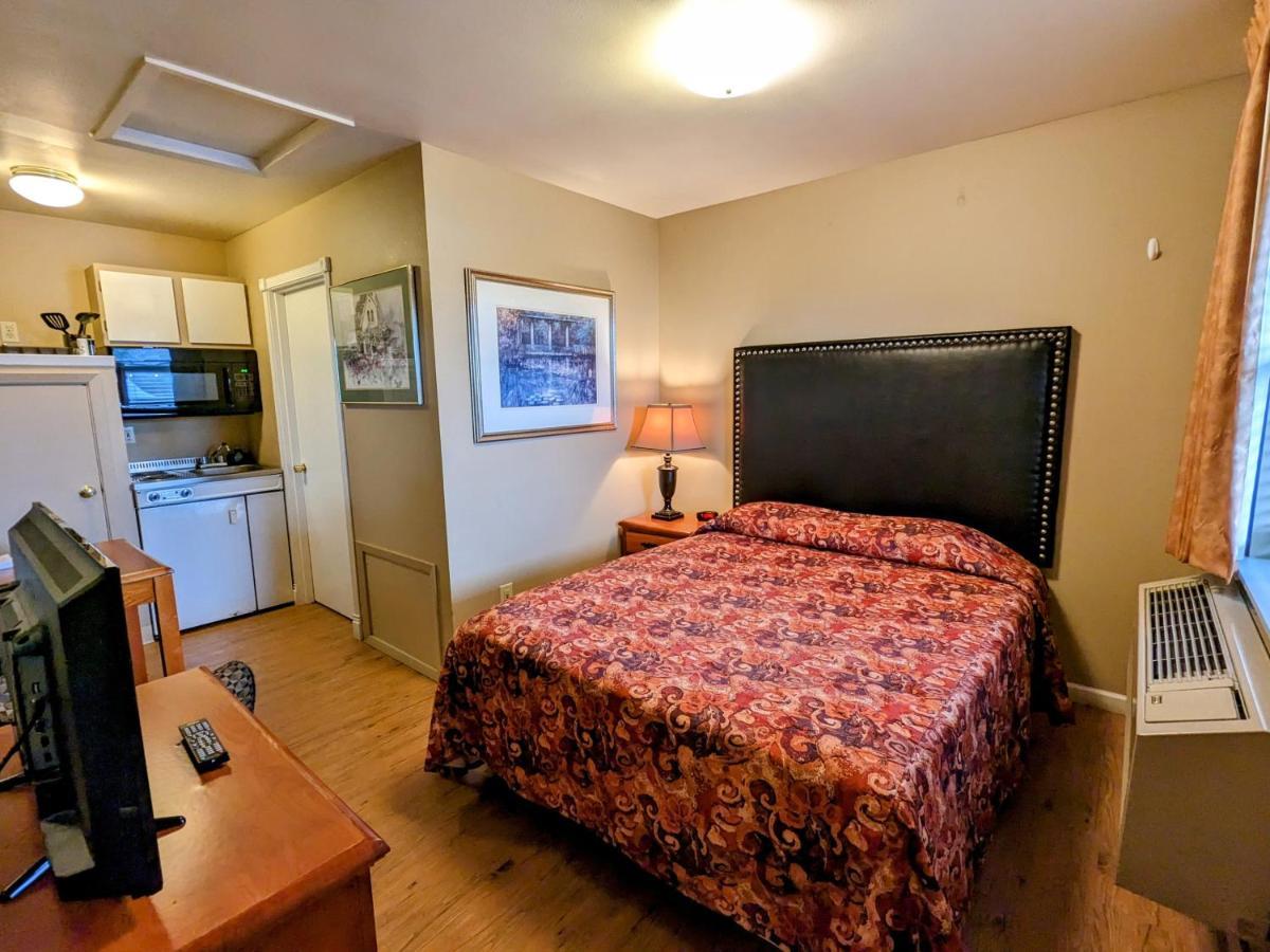 Bridge Of The Gods Motel, Cabins & Rv Park Cascade Locks Exterior photo