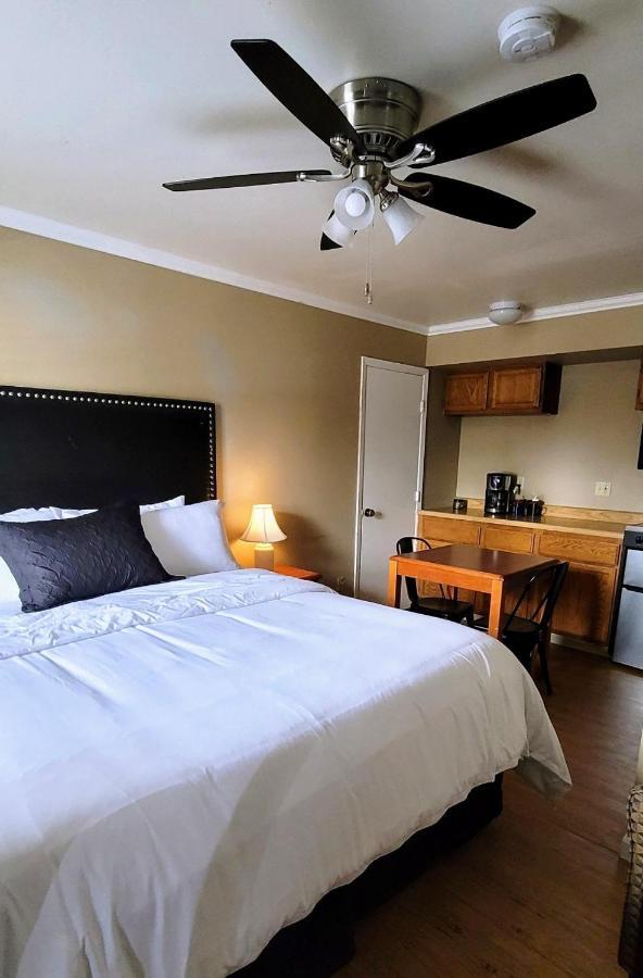 Bridge Of The Gods Motel, Cabins & Rv Park Cascade Locks Room photo